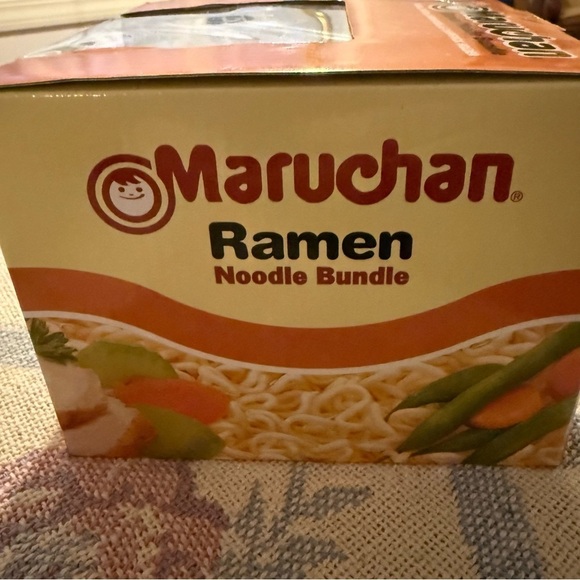 Maruchan Ramen Noodle Bowl Bundle Chopsticks/ Spoon & Chopsticks Holder - Picture 5 of 6